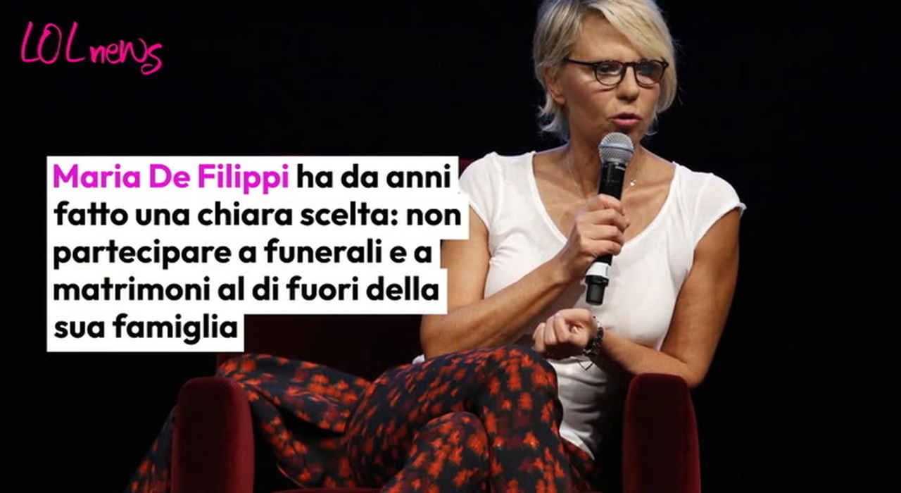 Funerali Berlusconi Maria De Filippi Presente Ai Funerali In Duomo A