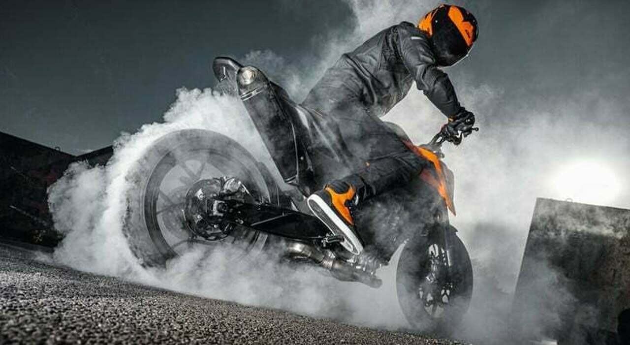 Ktm Duke Si Rinnova Tra Tecnologia E Design Model Year Della