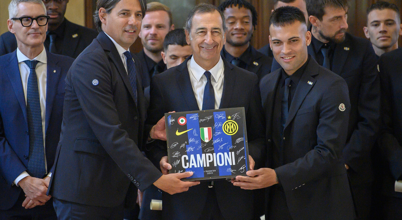 Inter Ambrogino D Oro A Palazzo Marino Per Lo Scudetto Della Seconda