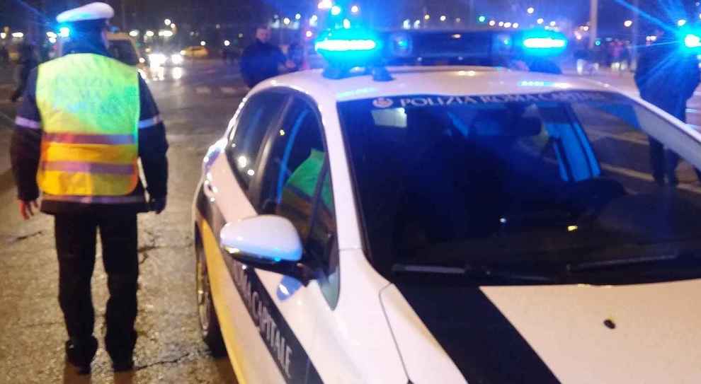 Roma Schianto In Auto Contro Un Albero Muore Giovane A Tor Di Quinto