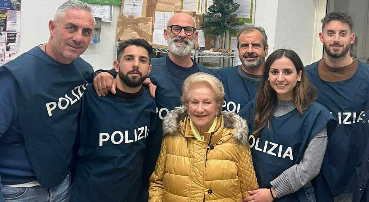 Salerno Truffano Un Anziana Fingendosi Carabinieri Denunciato Anche