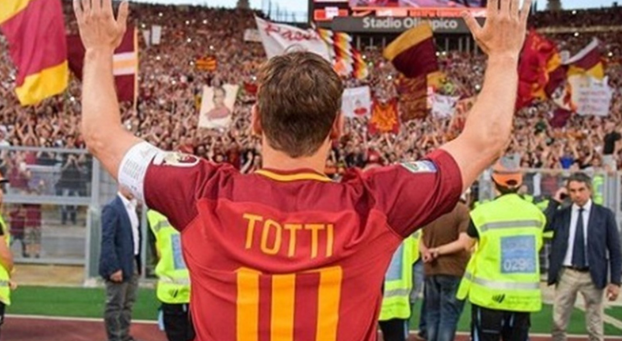 Francesco Totti Ricorda L Addio Alla Roma La Frecciata Dei Fan Su