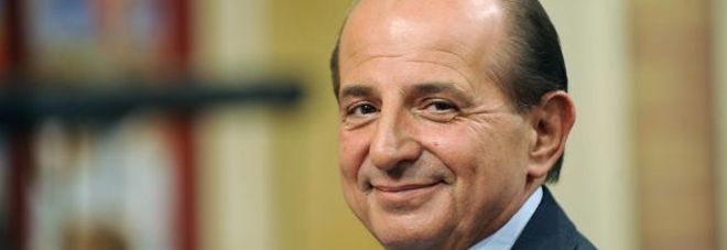 Magalli: «Ho molte colleghe scarse, lavorano perché raccomandate»