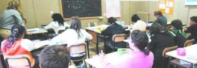 Scuola, via libera a 67mila assunzioni Governo e sindacati raggiungono l'accordo Scuola, via libera a 67mila assunzioni Governo e sindacati raggiungono l'accordo