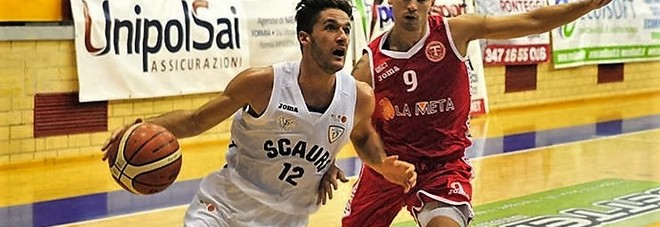 Il play dello Scauri Enrico Merella Il play dello Scauri Enrico Merella