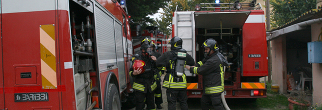 Un ettaro di sterpaglie
in fiamme: minacciato
anche un casolare