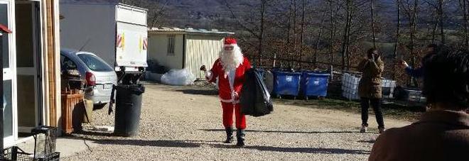Gli aiuti donati dal Babbo Natale vicentino ad Amatrice