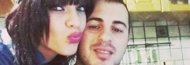 L'ex fidanzato le dà fuoco, lei continua a difenderlo: la madre non ci sta e volano schiaffi in ospedale L'ex fidanzato le dà fuoco, lei continua a difenderlo: la madre non ci sta e volano schiaffi in ospedale