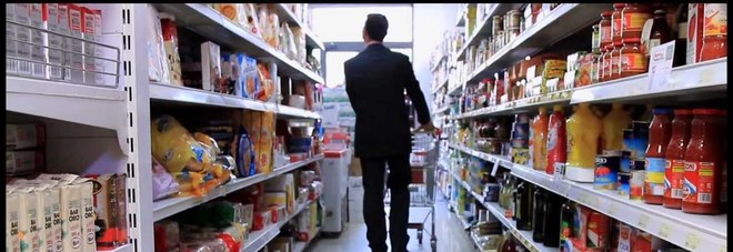 In centro storico un supermercato "in nero": evasione per 6 milioni In centro storico un supermercato "in nero": evasione per 6 milioni