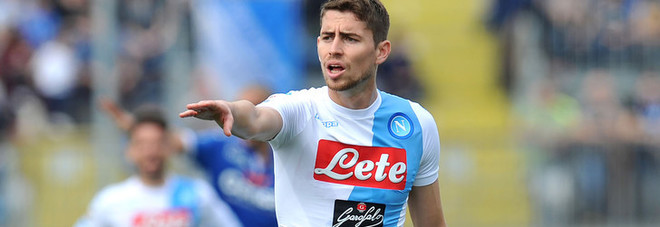 «Jorginho è tornato ai suoi livelli»
L'agente: a Napoli sta benissimo