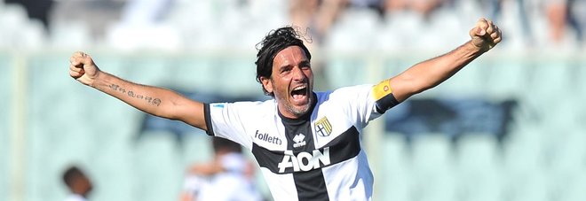 Parma batte Alessandria e vola in Serie B