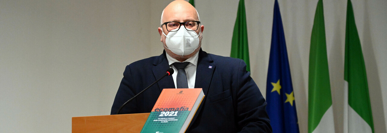 Avellino Ciampi Attacca Festa Sui Rifiuti Applica L Autonomia