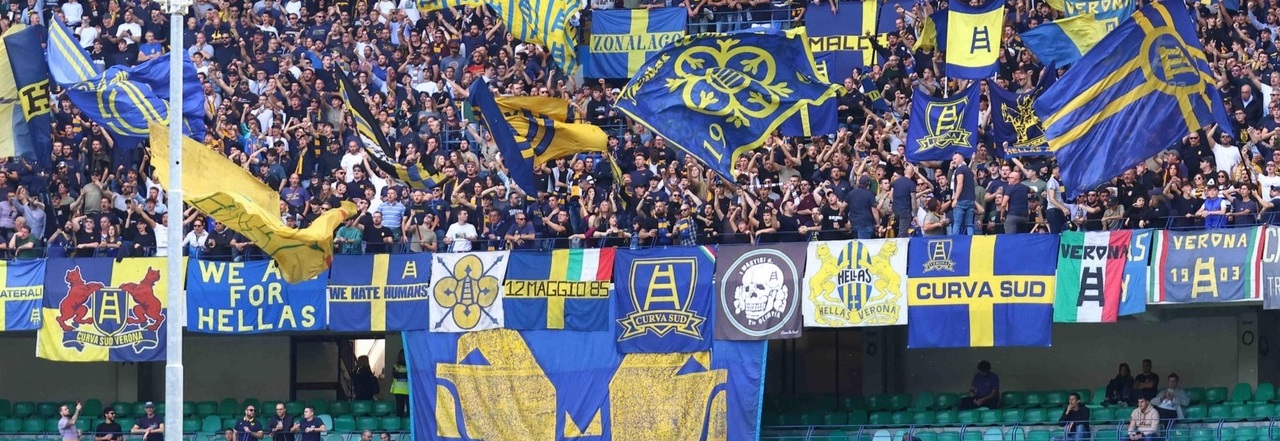 Verona Napoli Scontri Tra Tifosi 600 Ultras Identificati Daspo Per 36