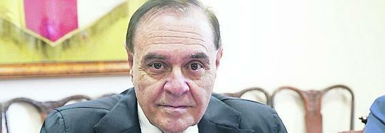 Colle Berlusconi Pu Farcela Ecco Il Mio Metodo Contro I Franchi