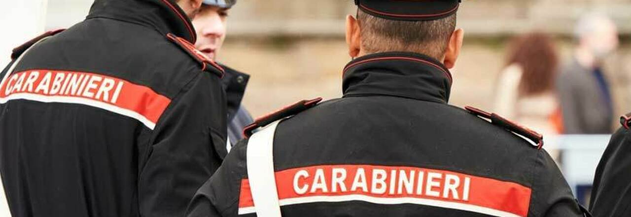 Varcaturo Evade Dai Domiciliari E Minaccia I Carabinieri Col Martello