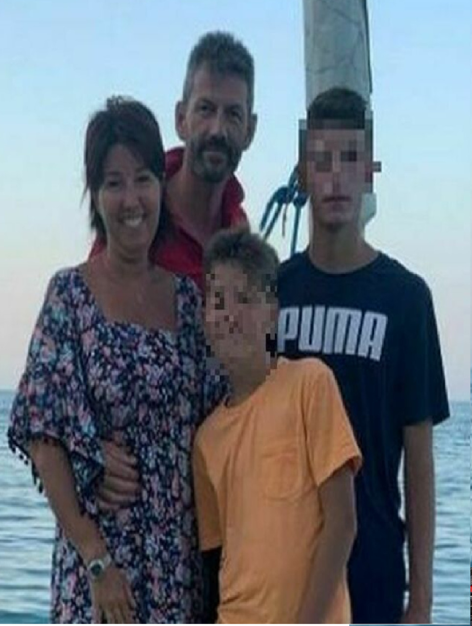 La Famiglia Perfetta Il Compleanno Di Pap Fabio Poi La Strage Li