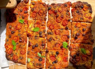 Schiacciata alla mediterranea: croccante e senza lievito, pronta in pochi passaggi! schiacciata-mediterranea