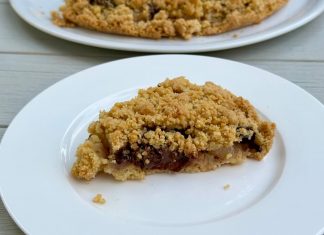Sbriciolata pere e cioccolato, il dolce facile per l’autunno