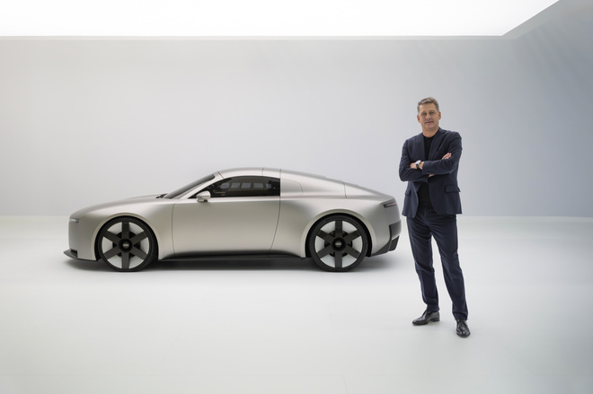 Audi, il nuovo corso parte da Milano con Concept C
