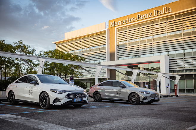 Mercedes, nuova CLA 250+ conquista il GRA: 10 giri e oltre 700 km con un pieno di energia