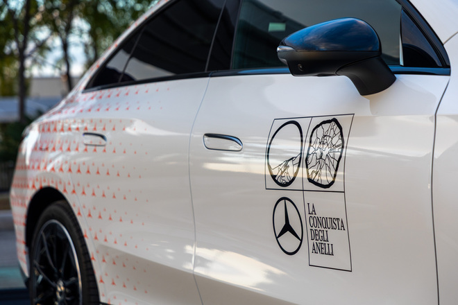 Mercedes, nuova CLA 250+ conquista il GRA: 10 giri e oltre 700 km con un pieno di energia