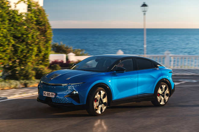 Alpine A390, la fastback elettrica creata per il piacere di guida