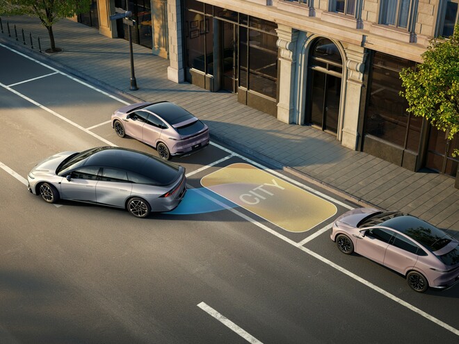 XPENG P7 Plus, la fastback elettrica