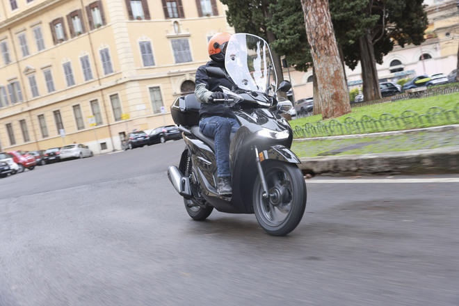 Honda Sh, ecco il model year 2026 dello scooter best seller