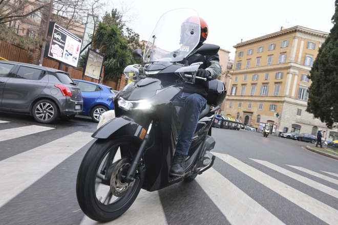 Honda Sh, ecco il model year 2026 dello scooter best seller