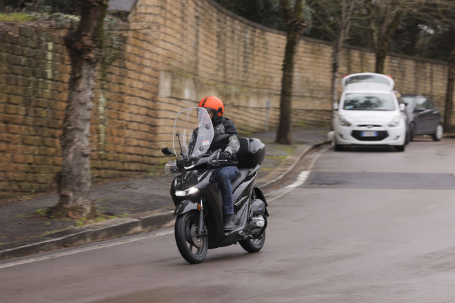 Honda Sh, ecco il model year 2026 dello scooter best seller