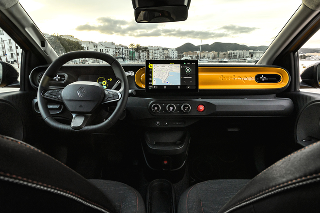 Renault Twingo E-Tech, la city-car green accessibile e versatile