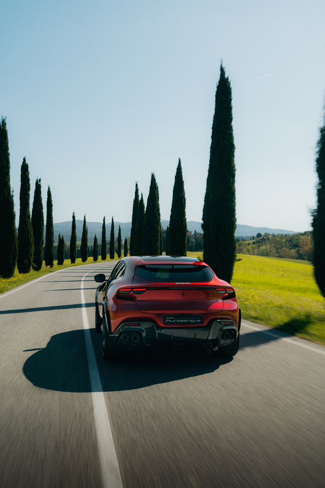 Ferrari Purosangue Handling Speciale