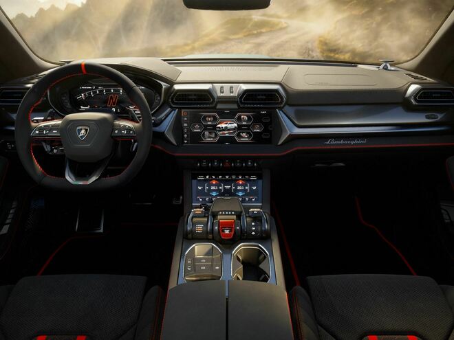 Urus SE Performante