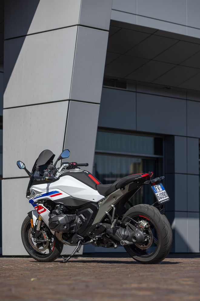 BMW R 1300 RS, la sport tourer va veloce