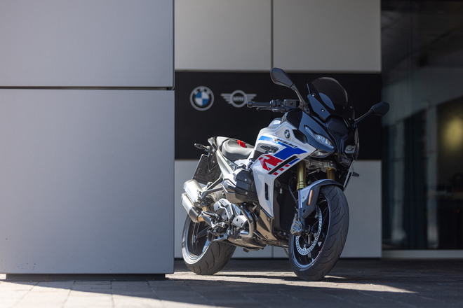 BMW R 1300 RS, la sport tourer va veloce
