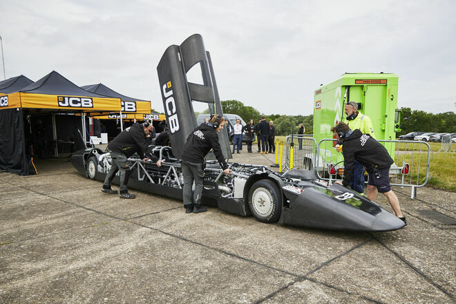 JCB Hydromax alimentato a idrogeno