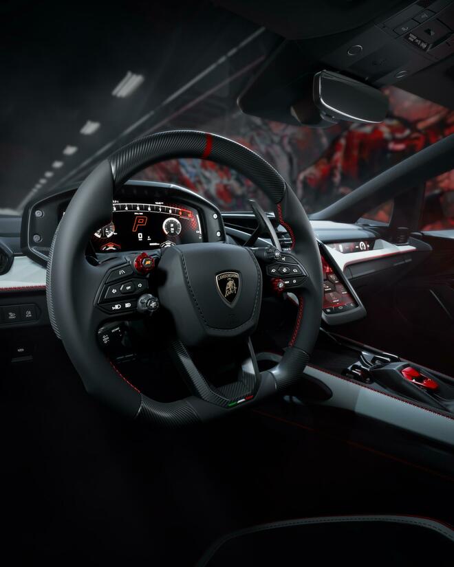 Lamborghini Revuelto SV