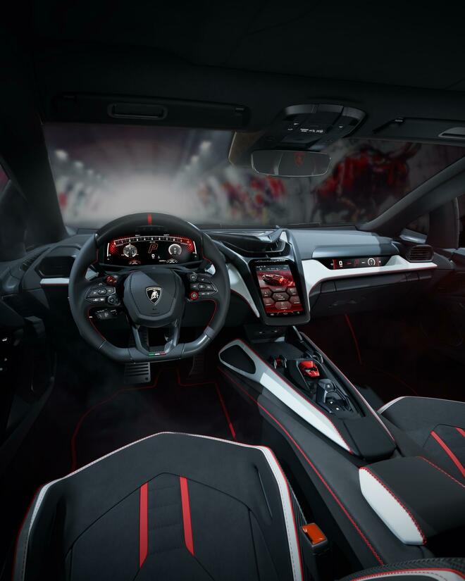 Lamborghini Revuelto SV