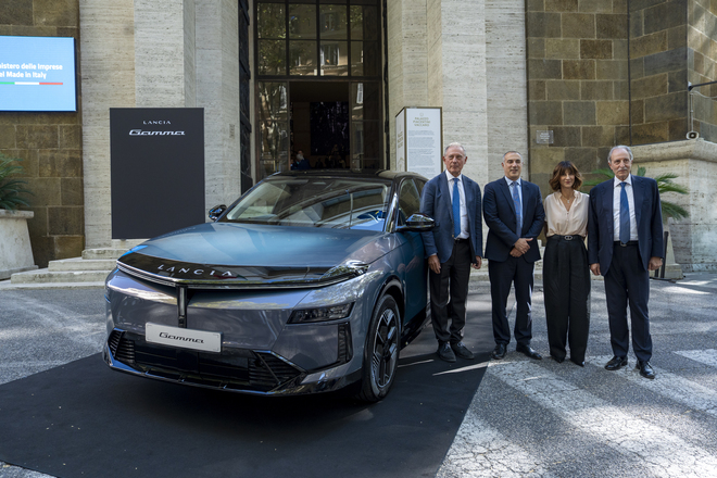 Lancia, svelata al Mimit la nuova Gamma
