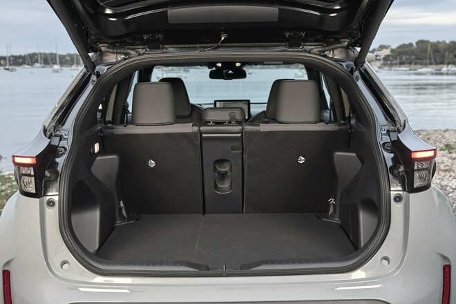 Yaris Cross my 2024, tante novità per il Suv Toyota