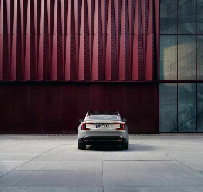 Volvo ES90, la nuova ammiraglia elettrica ipertecnologica