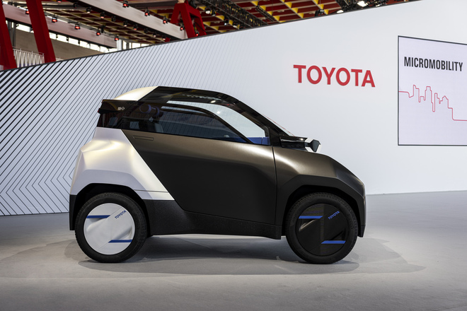 FT-Me, l'innovativo quadriciclo elettrico di Toyota