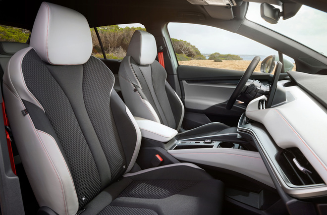 Skoda Elroq il nuovo suv compatto elettrico