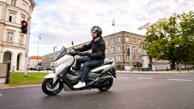 Yamaha NMax 125, lo scooter pronto per autostrade e tangenziali