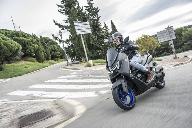 Yamaha NMax 125, lo scooter pronto per autostrade e tangenziali