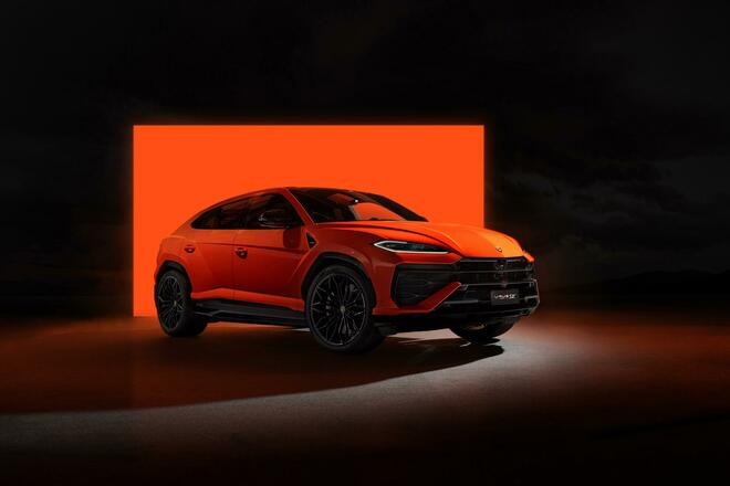 Lamborghini Urus SE, l'ibrida plug-in da 800 cv