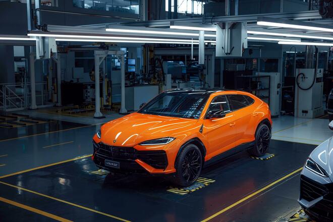Lamborghini Urus SE, l'ibrida plug-in da 800 cv