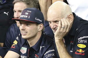 Modi che attirano l'attenzione per Ferrari-Newey più vicini