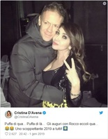 Cristina D'Avena e Rocco Siffredi, foto sexy a Capodanno. Il web ...