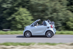 Nuova Smart Fortwo versione Nightrunner - Rubriche Motori